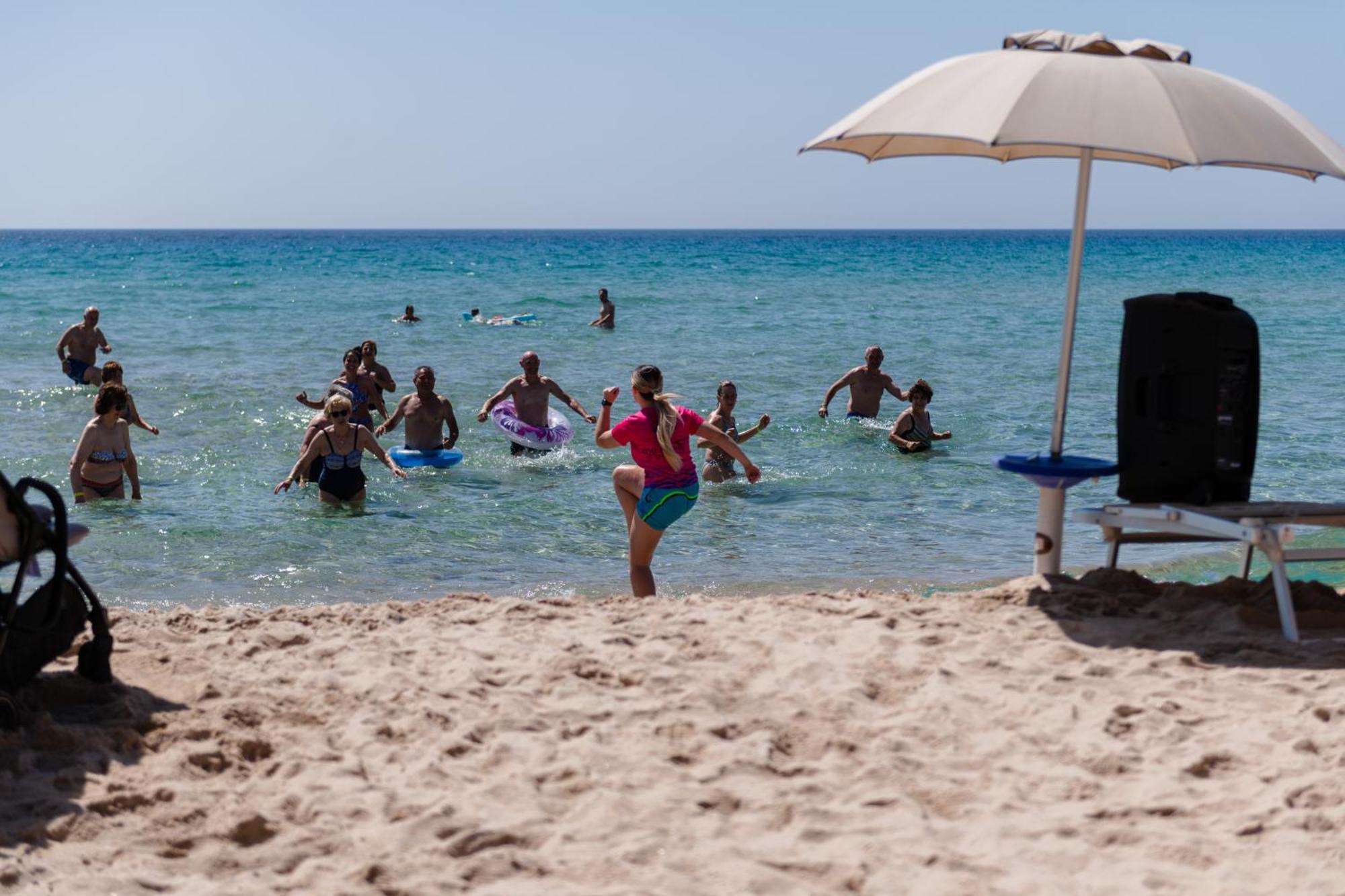Amareclub Rocca Dorada Otel Santa Margherita di Pula Dış mekan fotoğraf